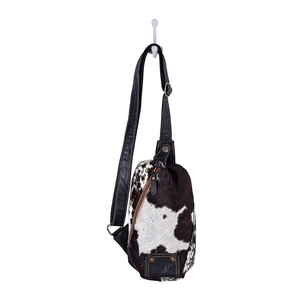 Robnette Ranch Fanny-Pack Bag in Dark & White: Single