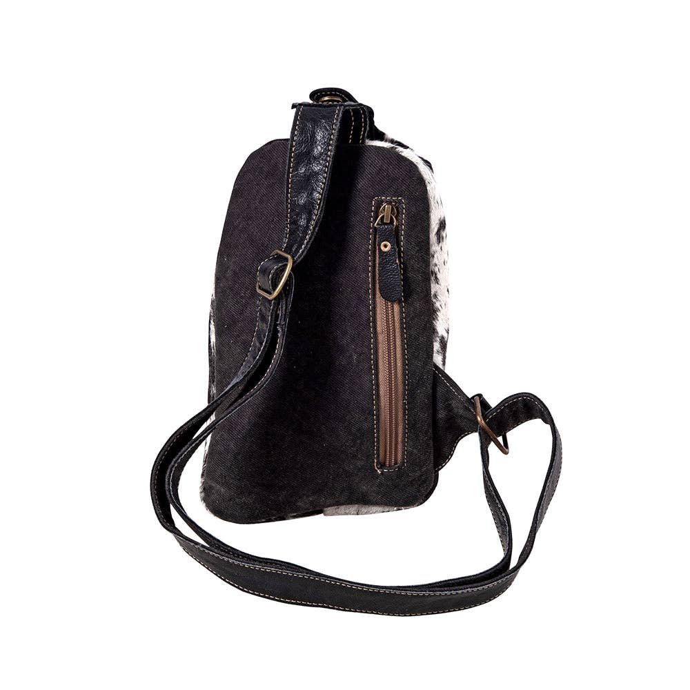 Robnette Ranch Fanny-Pack Bag in Dark & White: Single