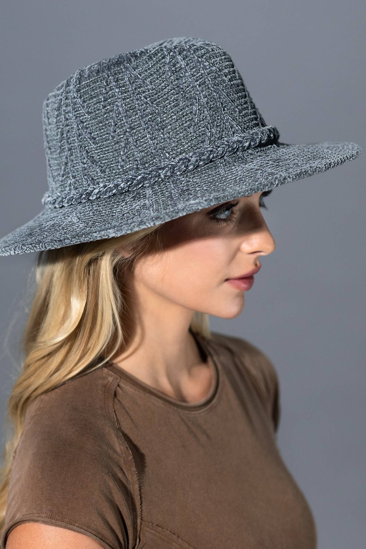 Chenille Pattern Fedora With Breaded Band : DENIM(DM)