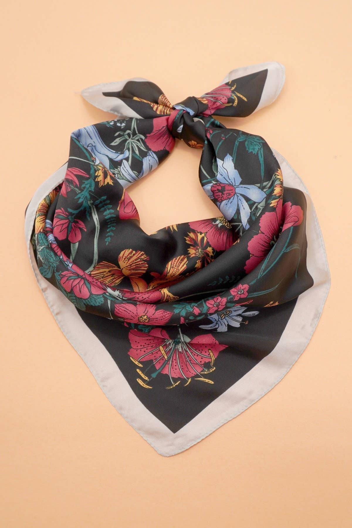 LARGE FLORAL PRINT BANDANA SCARF | 40SC651: OFF WHITE