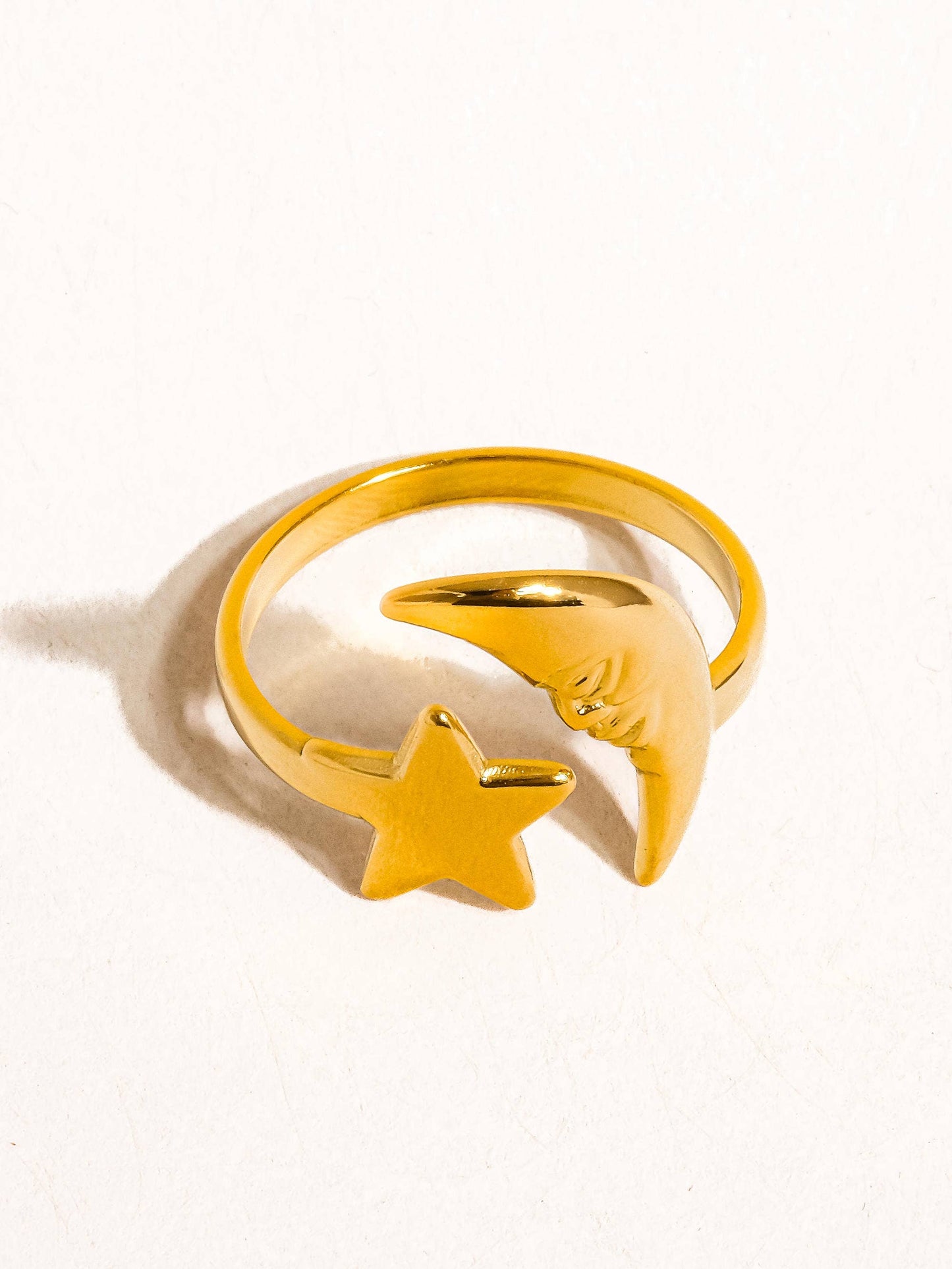 Tasa 18K Gold Non-Tarnish Star and Moon Ring: Yellow Gold