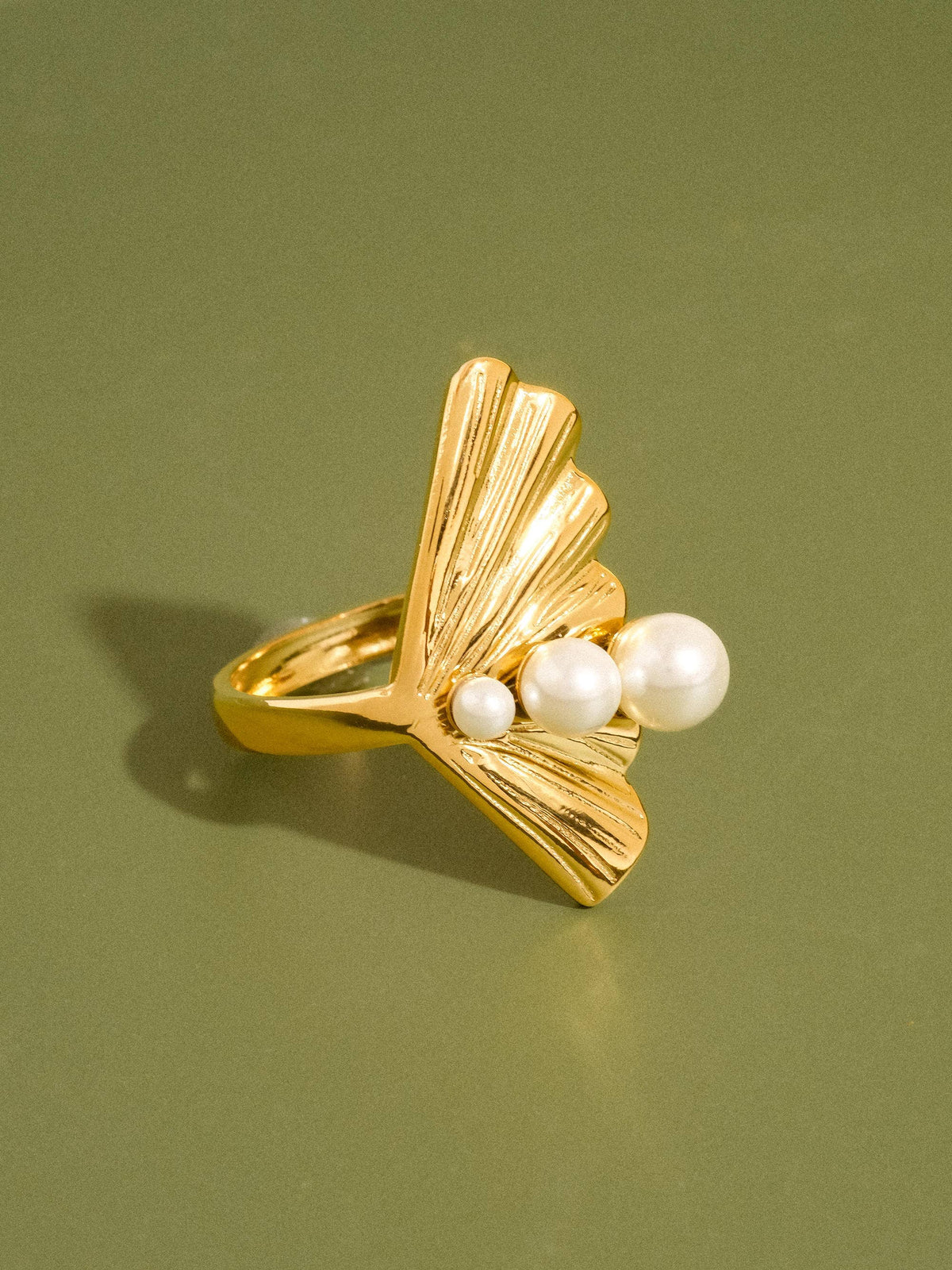 Kala 18K Gold Non-Tarnish Sculptural Pearl Statement Ring: Yellow Gold