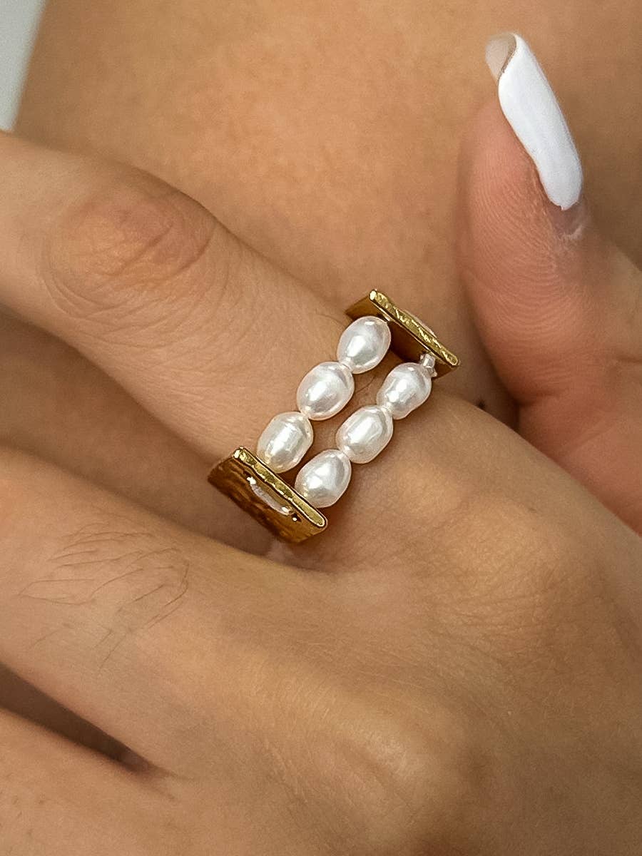 Romane 18K Gold Non-Tarnish Beaded Pearl Ring: Yellow Gold