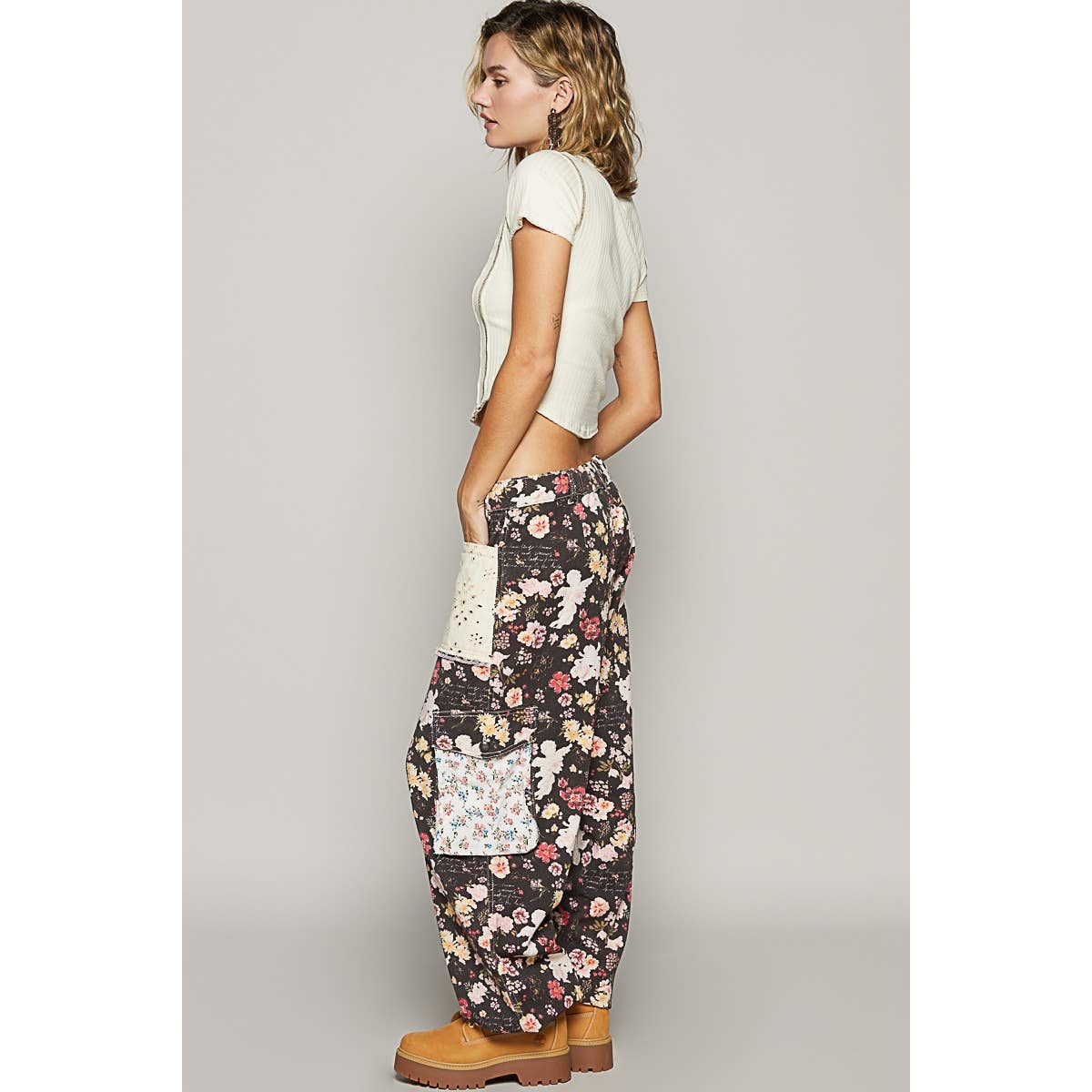 Floral cargo pants