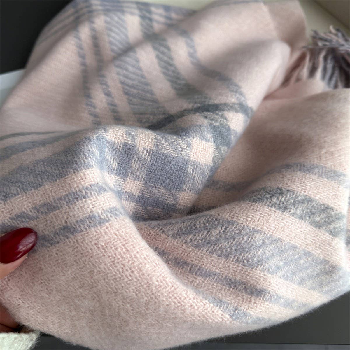 Minimal Plaid Soft Cashmere Feel Winter Scarf_CWASC03246: LIGHTPURPLE / (OS) 1