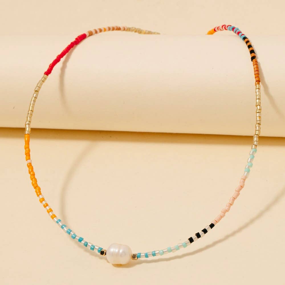 Dainty Seed Beaded Pearl Charm Necklace: GMU