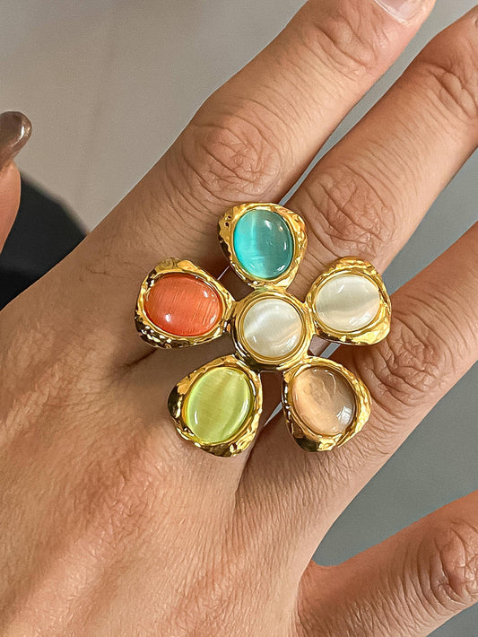 Stephane 18K Non-Tarnish Vintage Stone Floral Ring: Multi-Colored