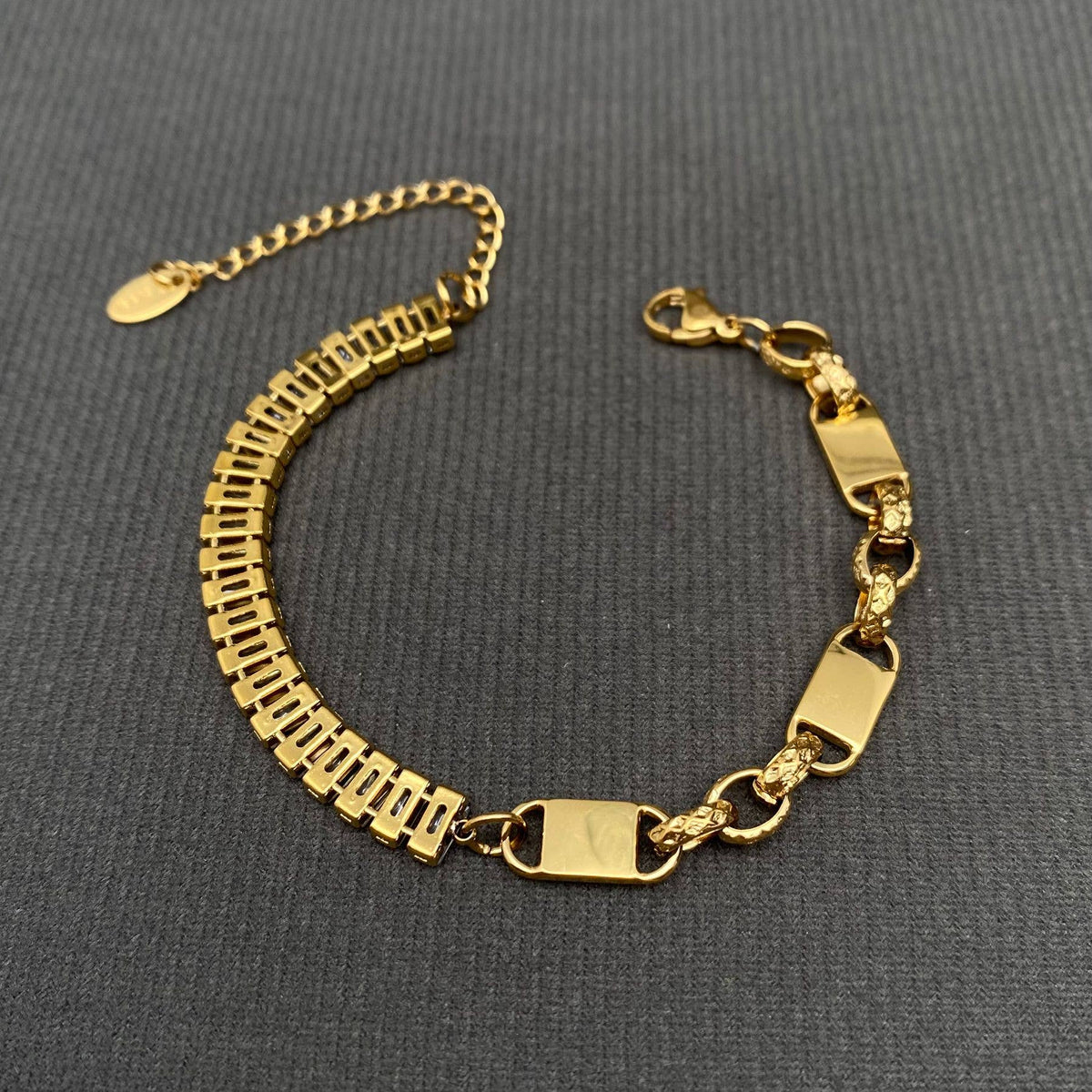 Square Zircon Iinked 18K Gold Plated S.Steel Bracelet - FGS: Golden