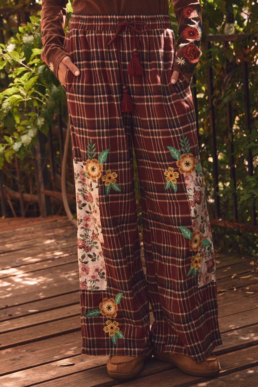 Plaid Patchwork Wide Leg Pants: RED PLAID / L