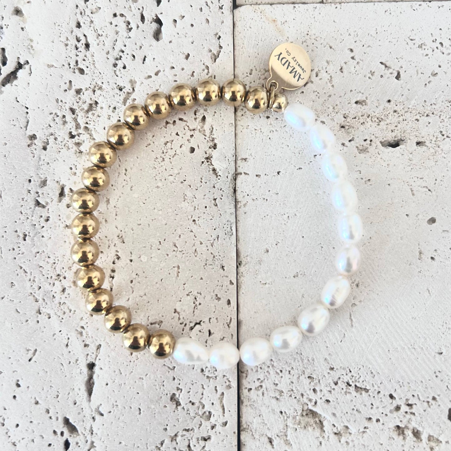 Pearls Bracelet Gold plated beads adjustable one size