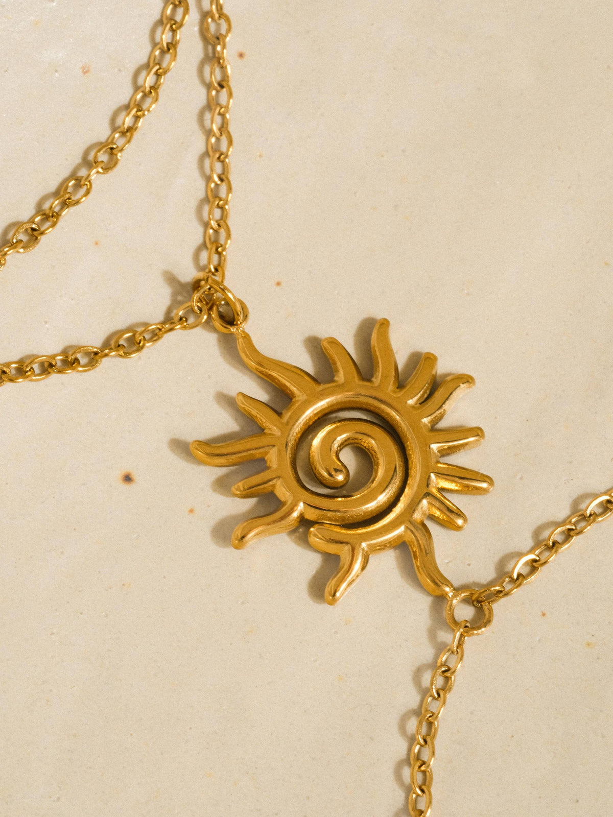 Carmela 18K Gold Non-Tarnish Sun Charm Hand Chain: Yellow Gold