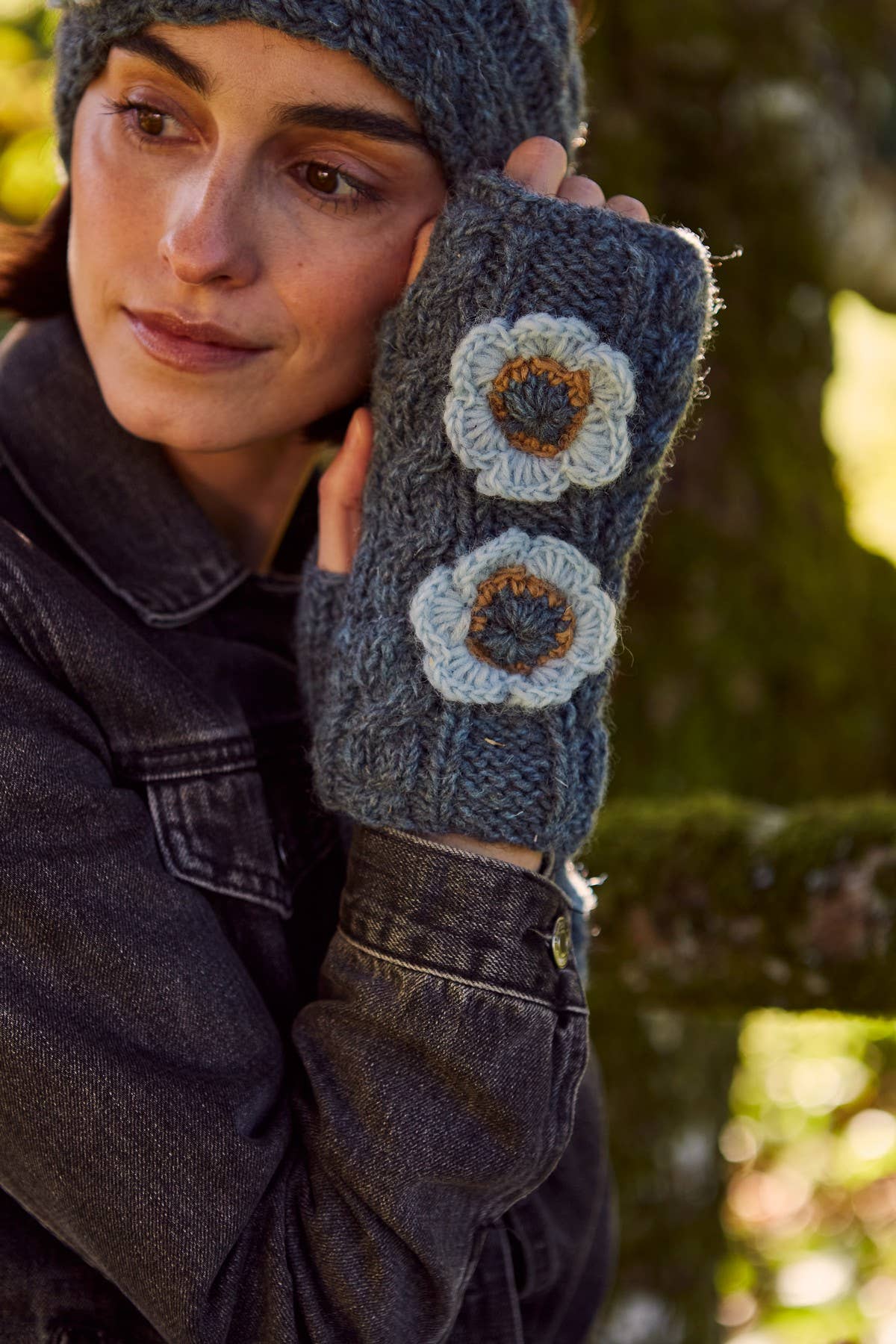 Sorrento Cable Knit Fingerless Glove Crochet Flower Teal