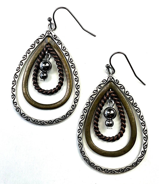 ER-3 Textured Tear Hoops Dangle Earrings On Wire