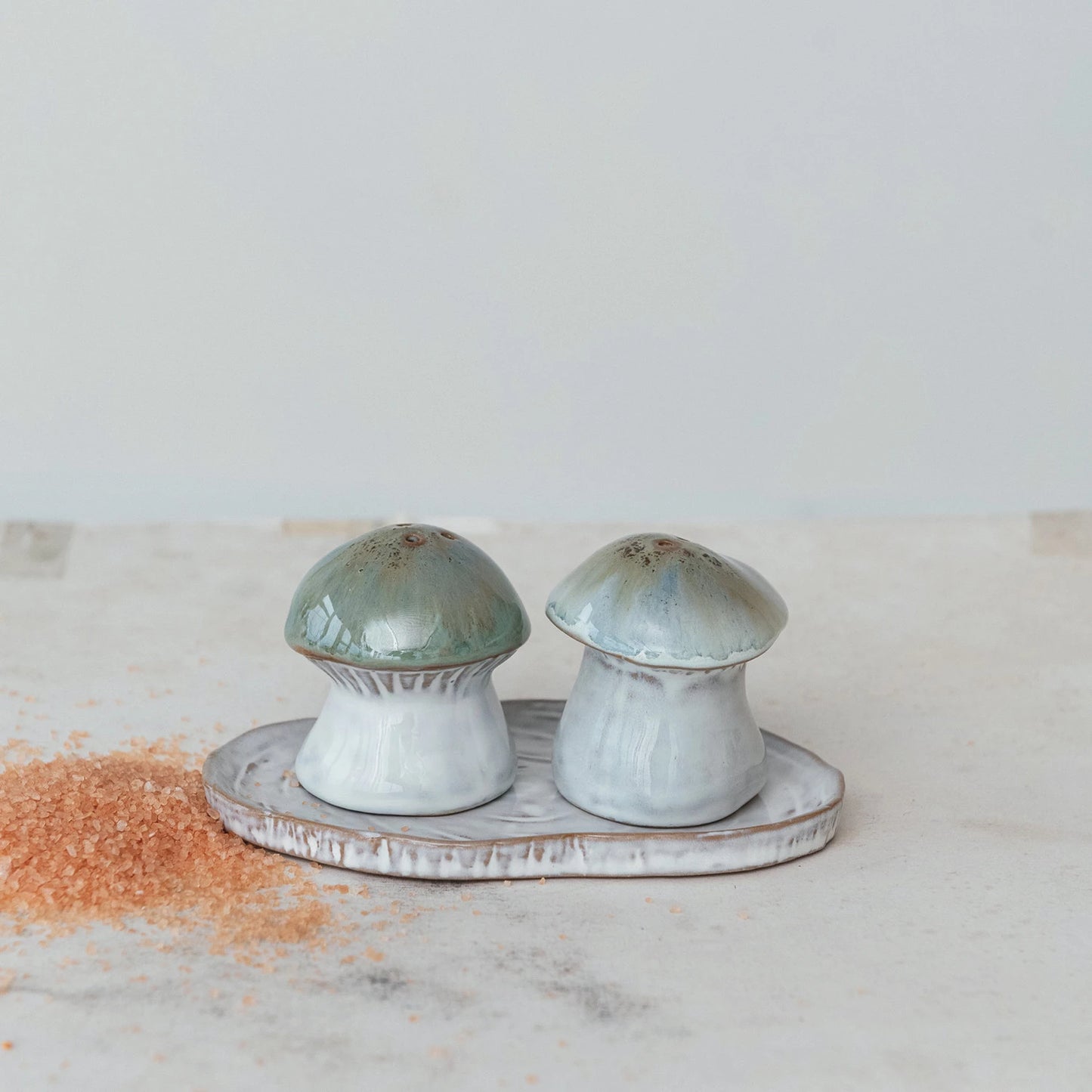 Stoneware Salt & Pepper Shakers w/ Tray, Set of 3