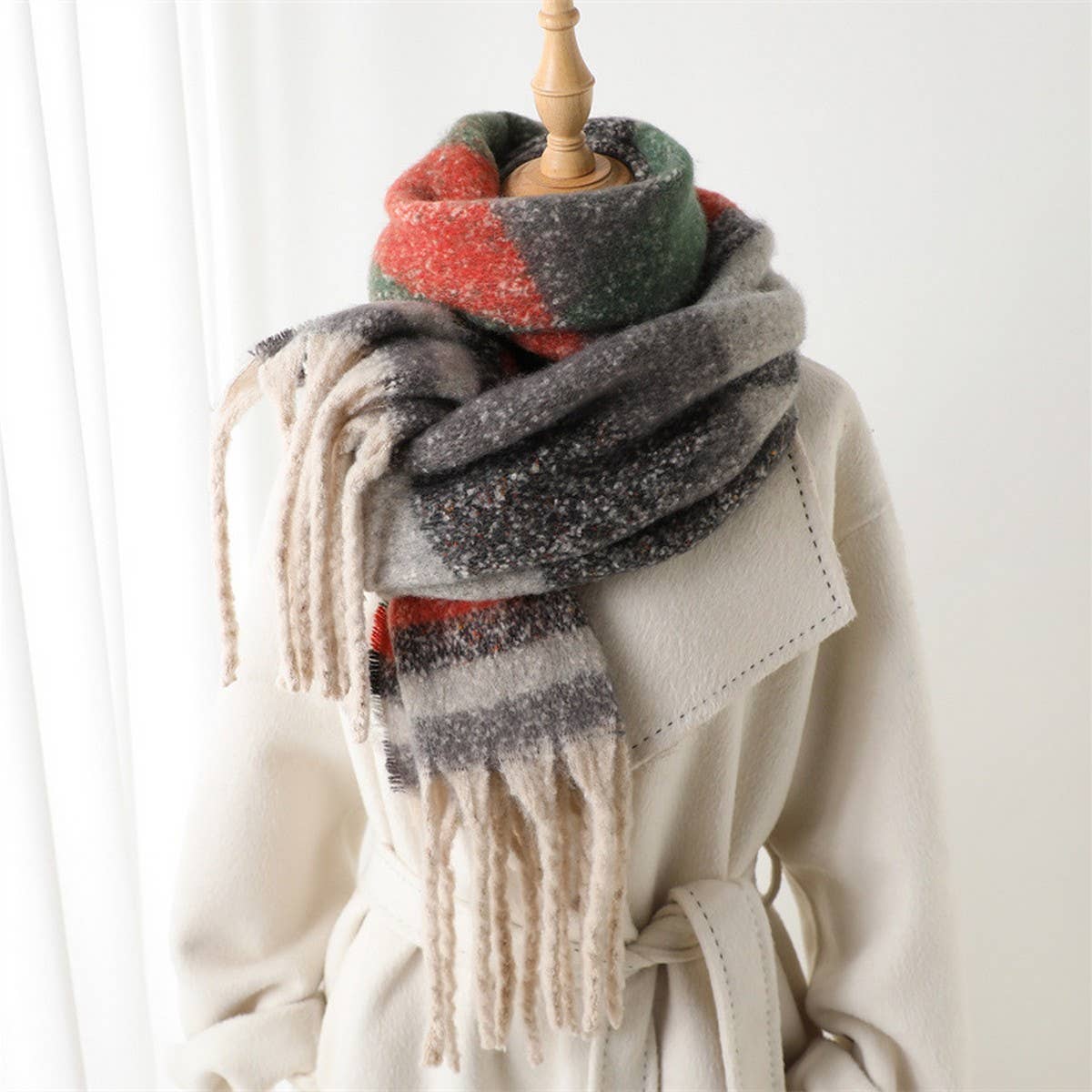 Modern Commuter Triangle Fringe Winter Scarf_CWASC2740: GREY / (OS) 2