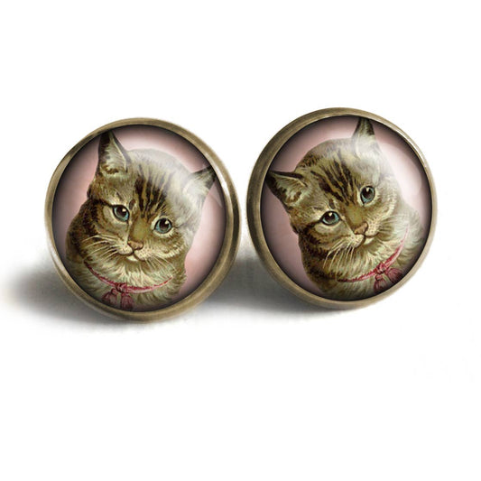 Best Friends Victorian Tabby Cat Stud Earrings