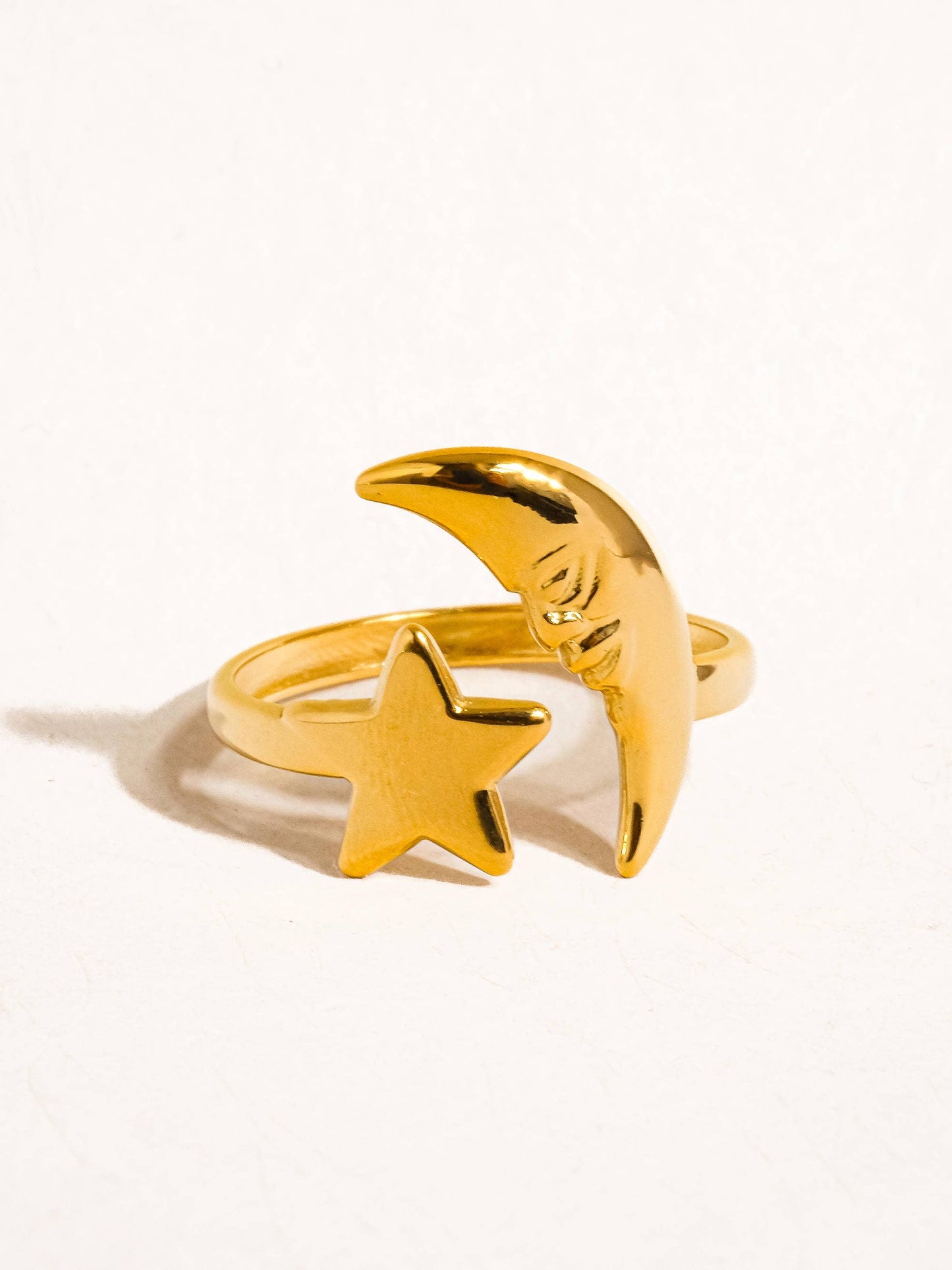 Tasa 18K Gold Non-Tarnish Star and Moon Ring: Yellow Gold