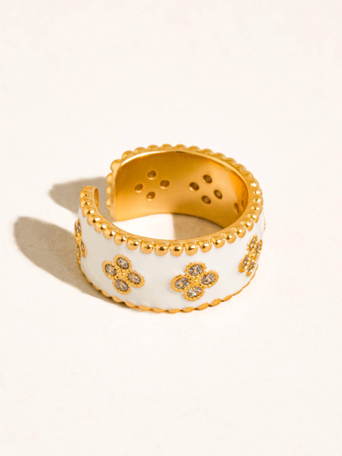 Satin 18K Gold Vintage White Enamel Floral Band Ring: White