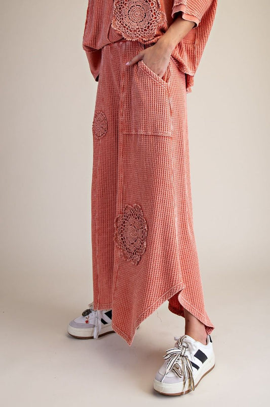 CROCHET PATCH DETAILING WASHED THERMAL PANTS-2 COLORS