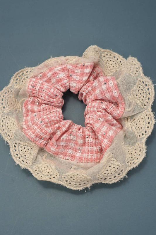 COTTAGECORE CHECKER LACE SCRUNCHIES | 40S735: Pink