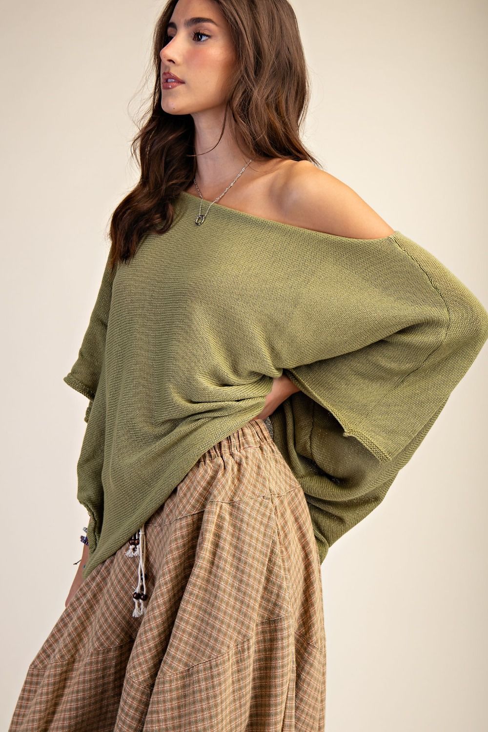 BOAT NECK KNITTED SWEATER