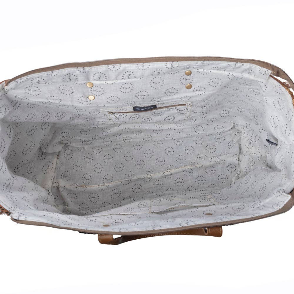 Myra Prairie Crest Weekender Bag in Mustard Yellow: Mustard Yellow
