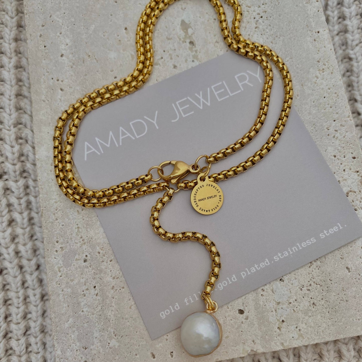Single Pearl Lariat 18k gold plated stainless steel